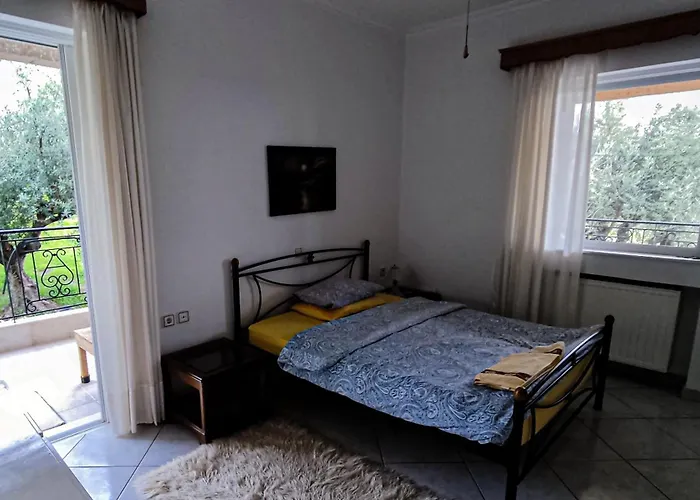 Δωμάτια σε οικογενειακή κατοικία Yourspot Project - Shared - Private - West Peloponnese *